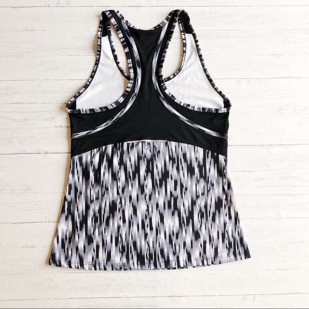 GapFit Razorback Tank - Picture 5 of 5